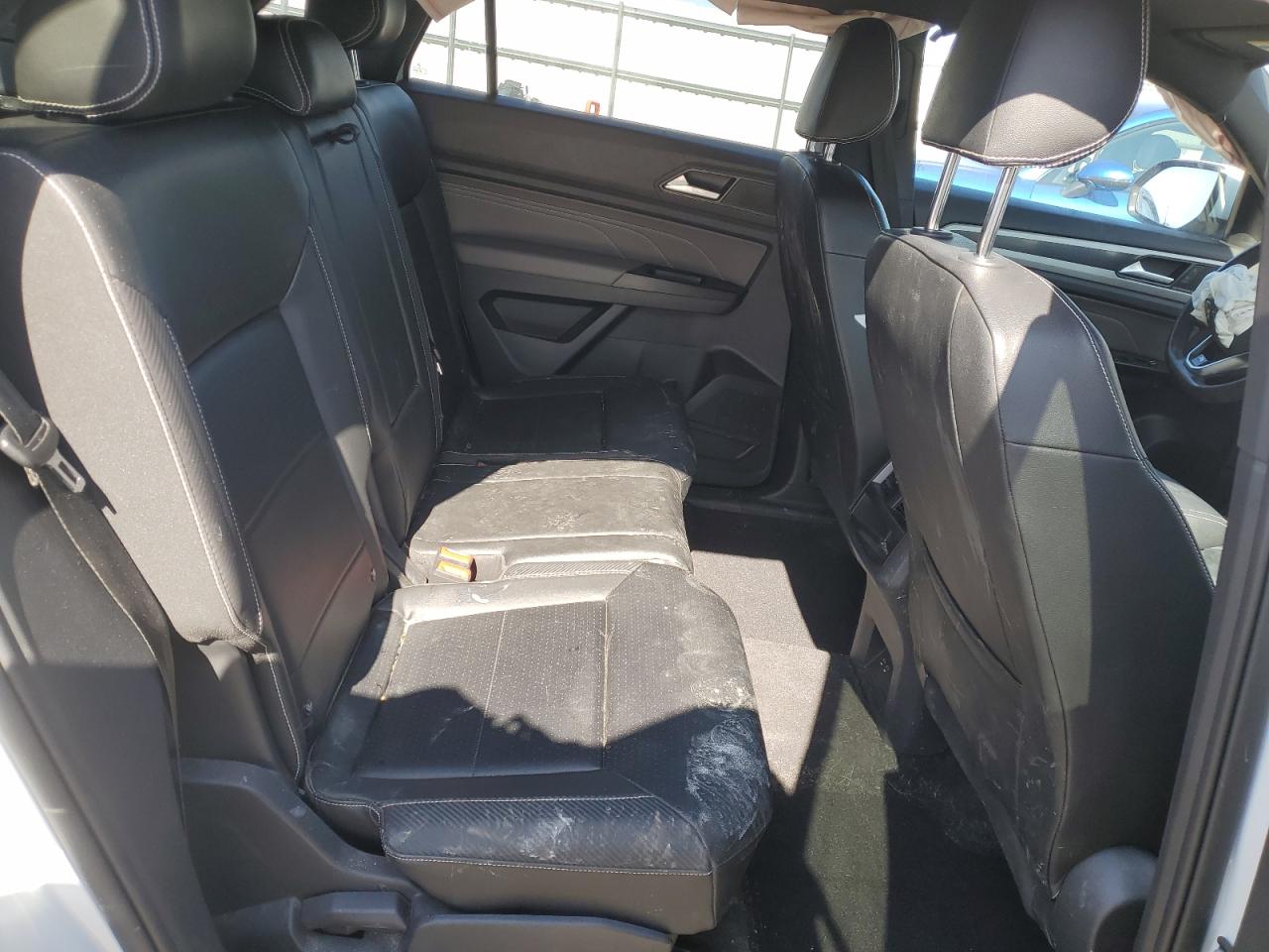 2021 Volkswagen Atlas - Image 11