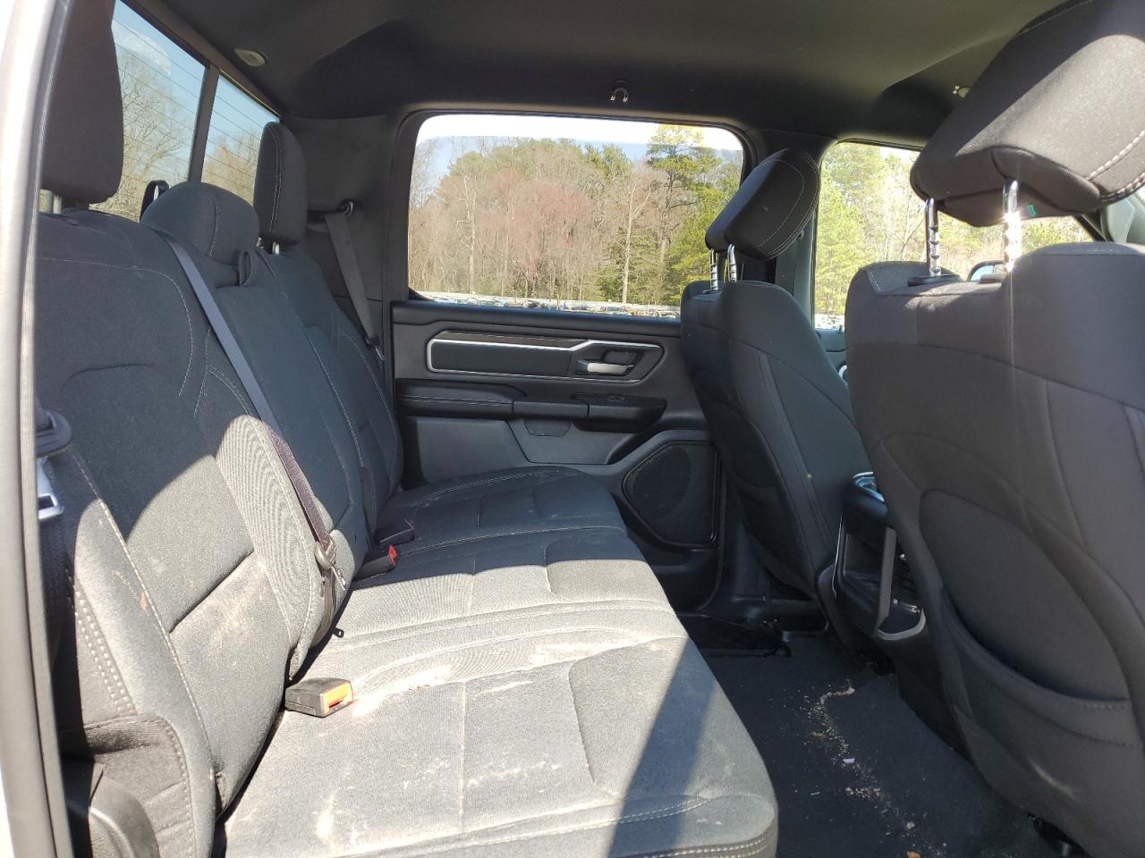 2020 RAM 1500 - Image 10