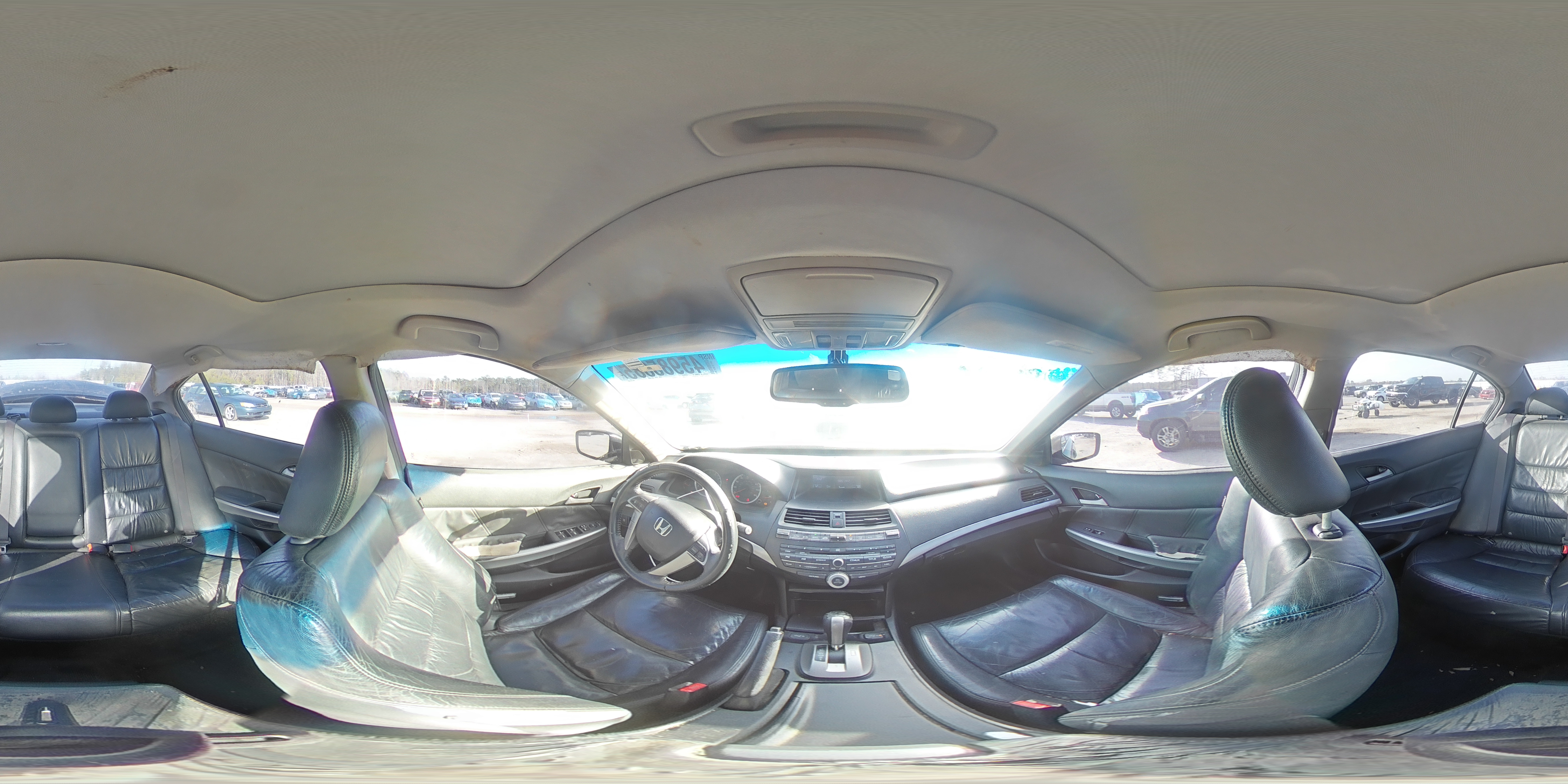 2010 Honda Accord - Image 12