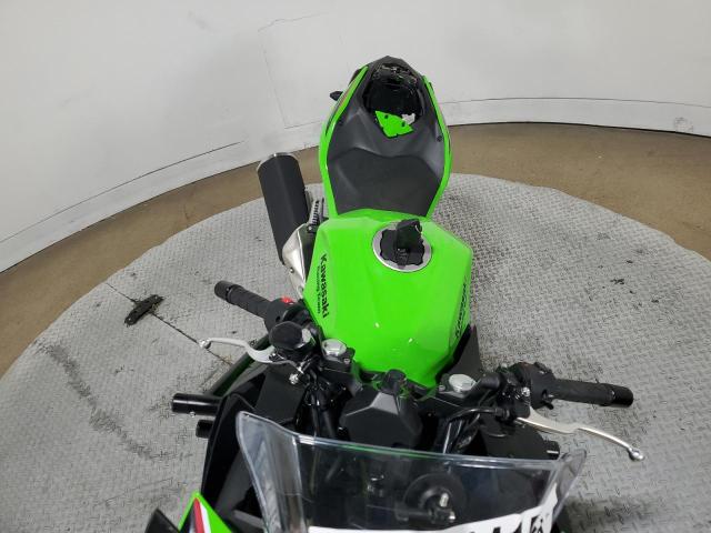  KAWASAKI EX500 A 2024 Зеленый