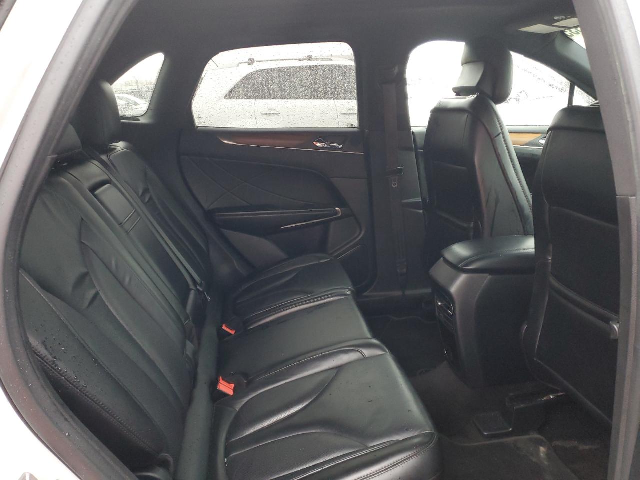 2017 Lincoln MKC - Image 10
