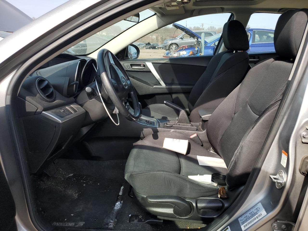 2011 Mazda 3 - Image 7