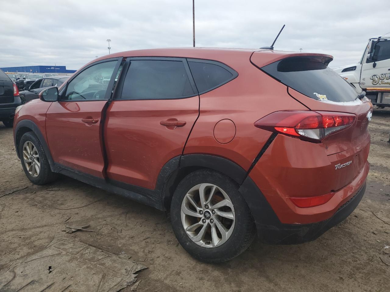 2016 Hyundai Tucson - Image 2