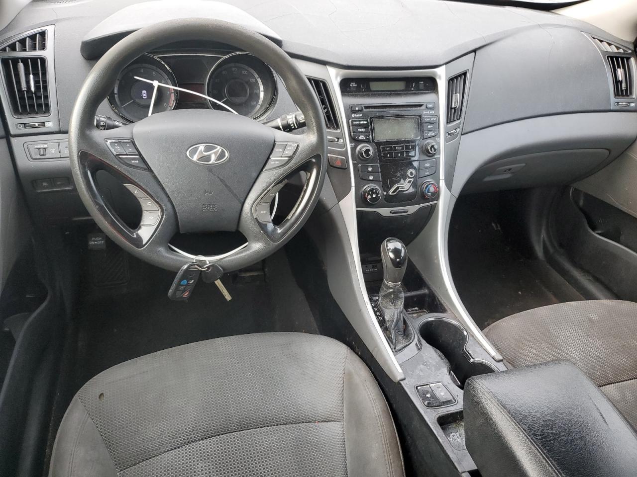 2013 Hyundai Sonata - Image 8