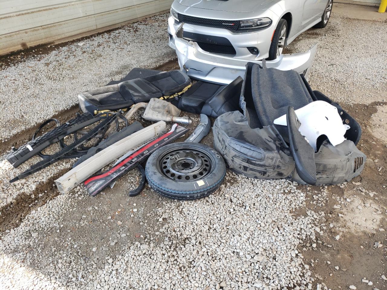 2021 Dodge Charger - Image 12