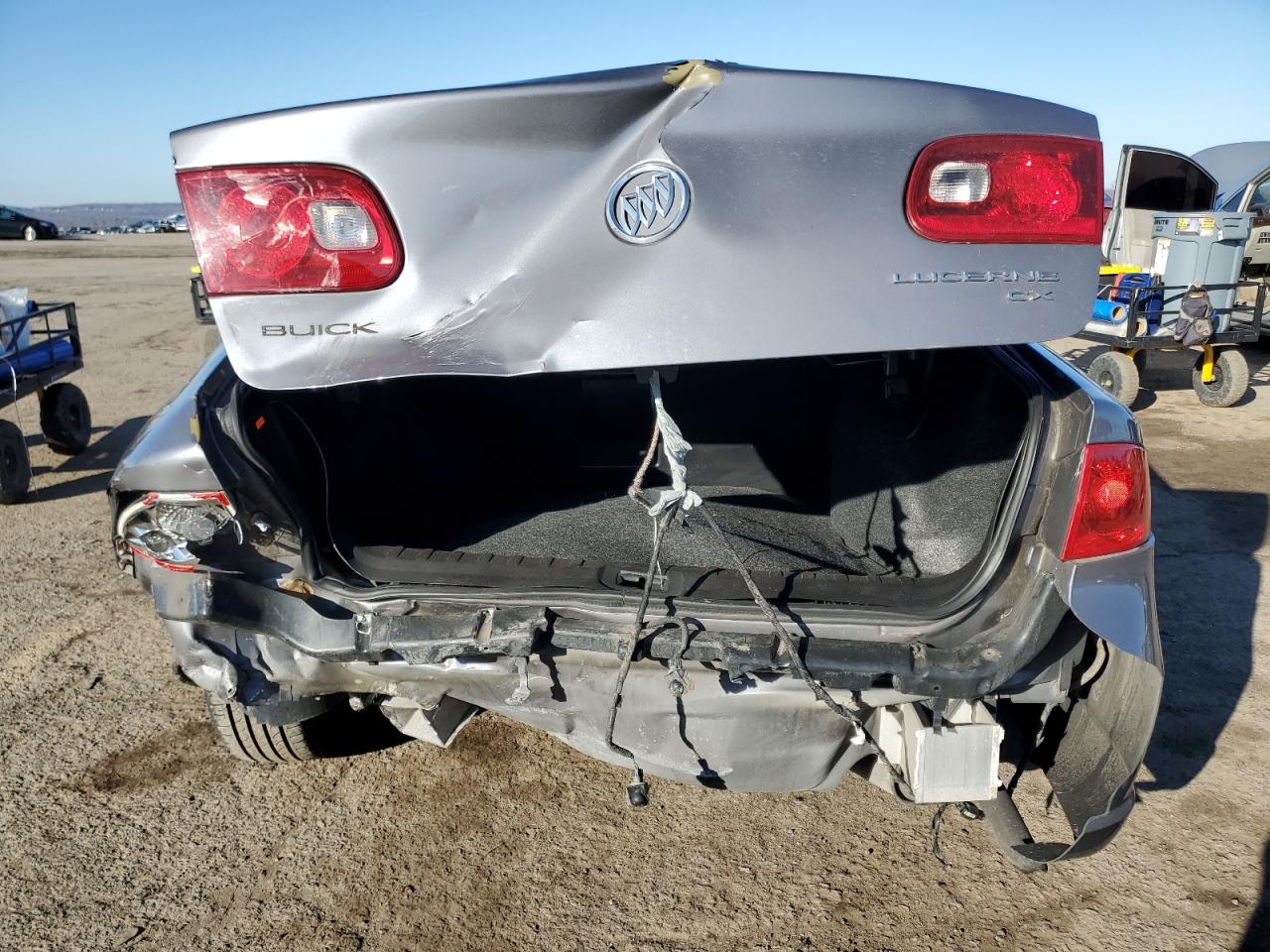 2007 Buick Lucerne - Image 6