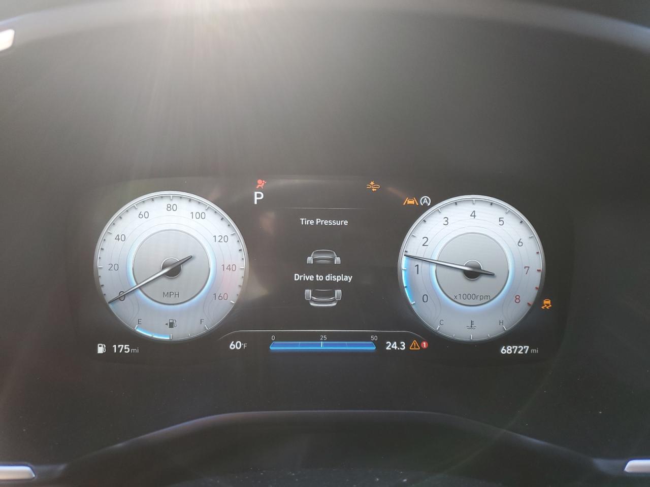 2022 Hyundai Santa Fe - Image 9