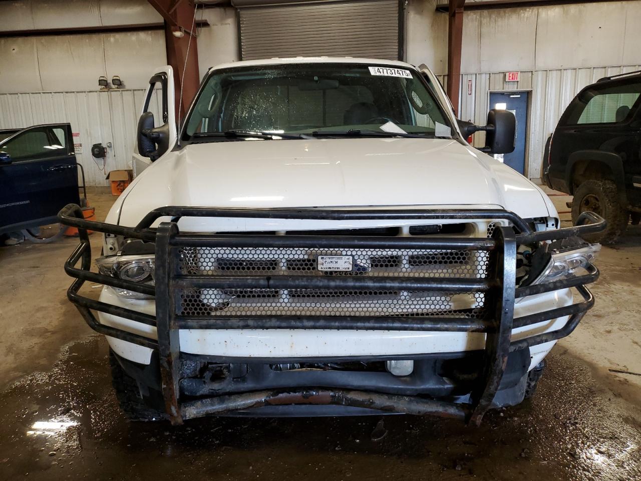 2004 Ford F250 - Image 5