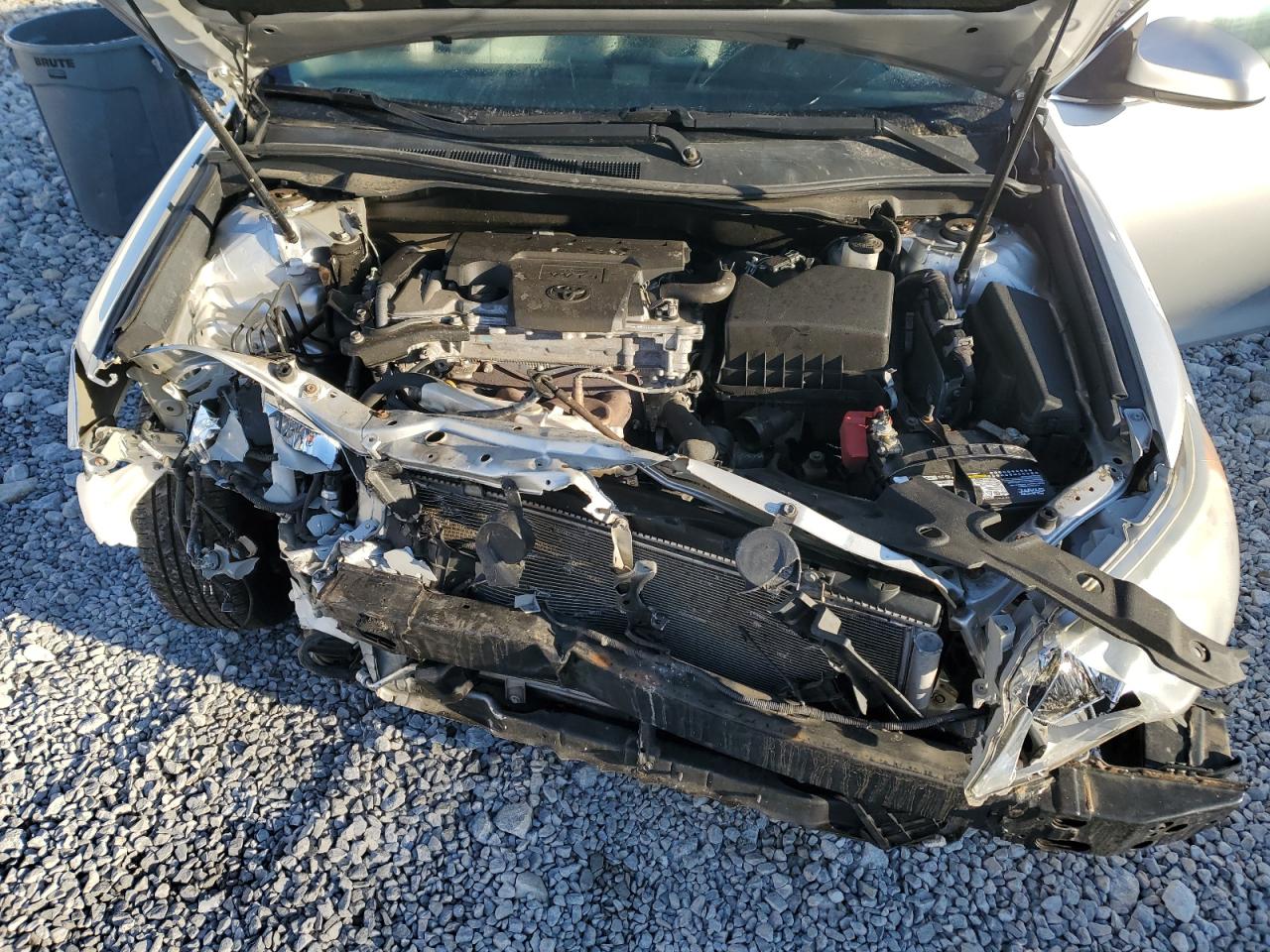 2014 Toyota Camry - Image 11