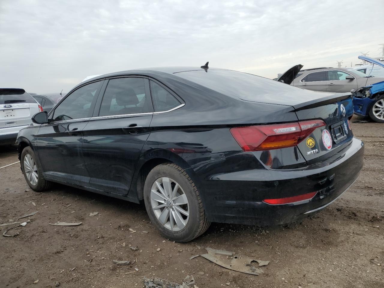 2019 Volkswagen Jetta - Image 2