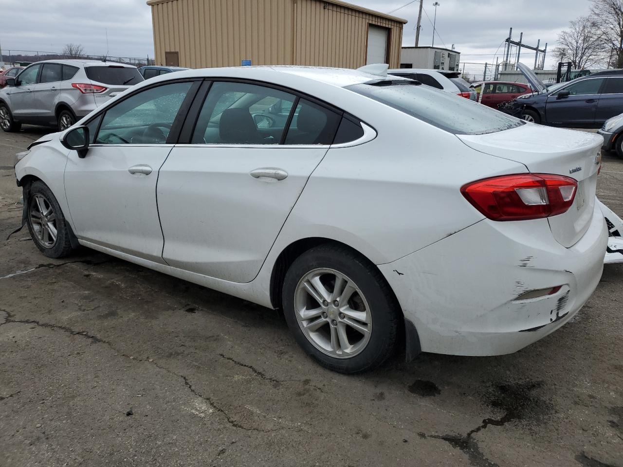 2017 Chevrolet Cruze - Image 2