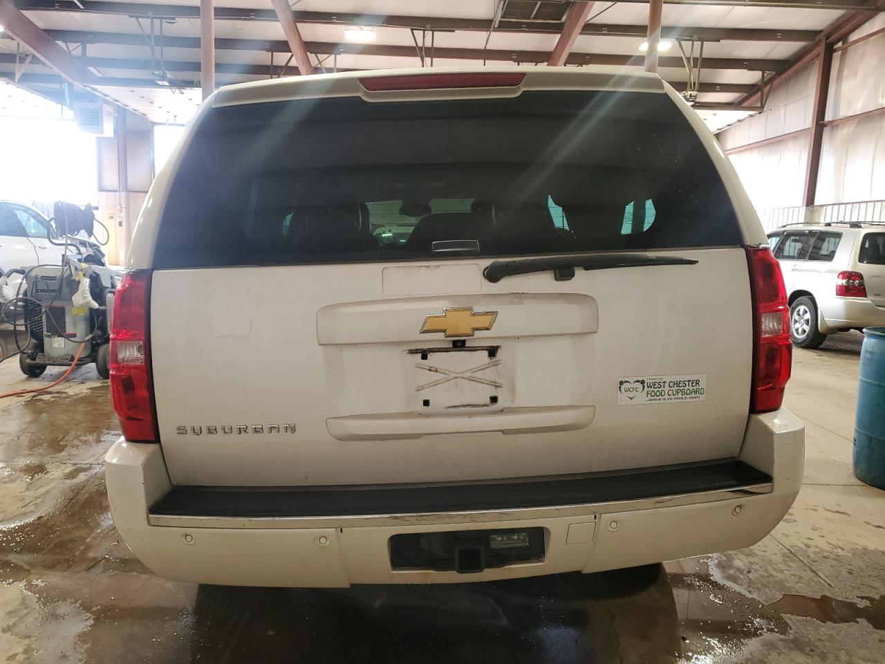 2013 Chevrolet Suburban - Image 6