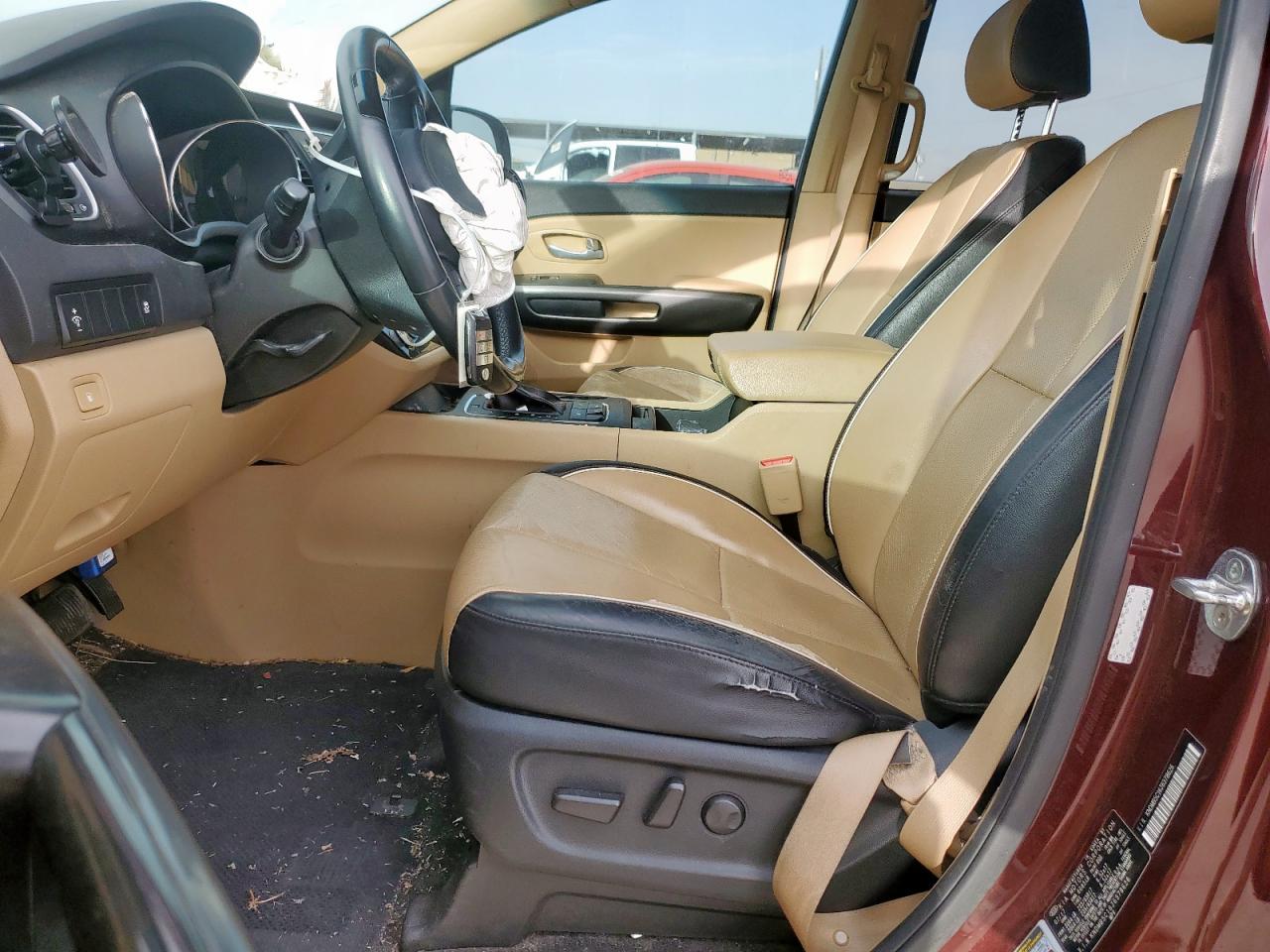 2018 Kia Sedona - Image 7