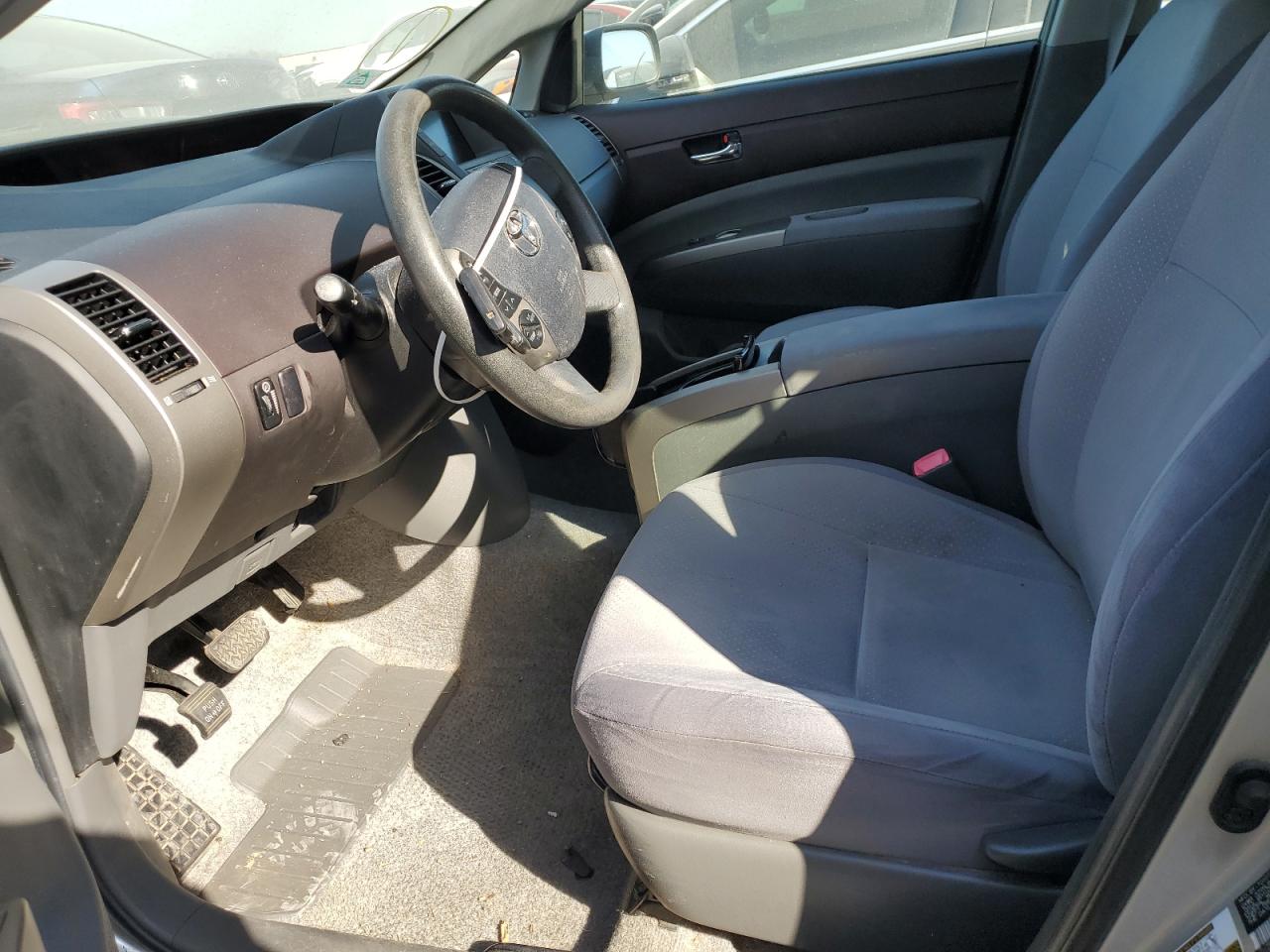 2005 Toyota Prius - Image 7