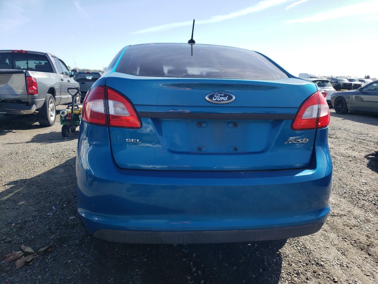 2012 Ford Fiesta - Image 6