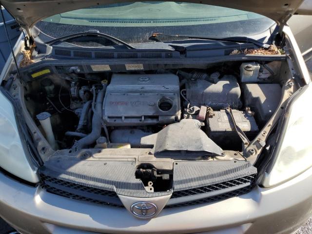 2004 TOYOTA SIENNA CE