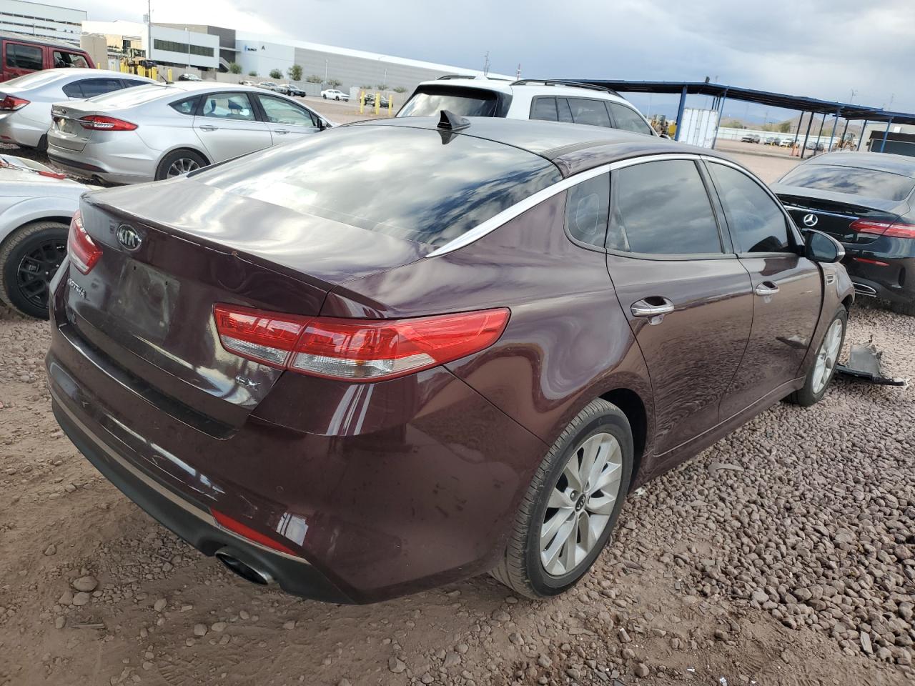 2016 Kia Optima - Image 3
