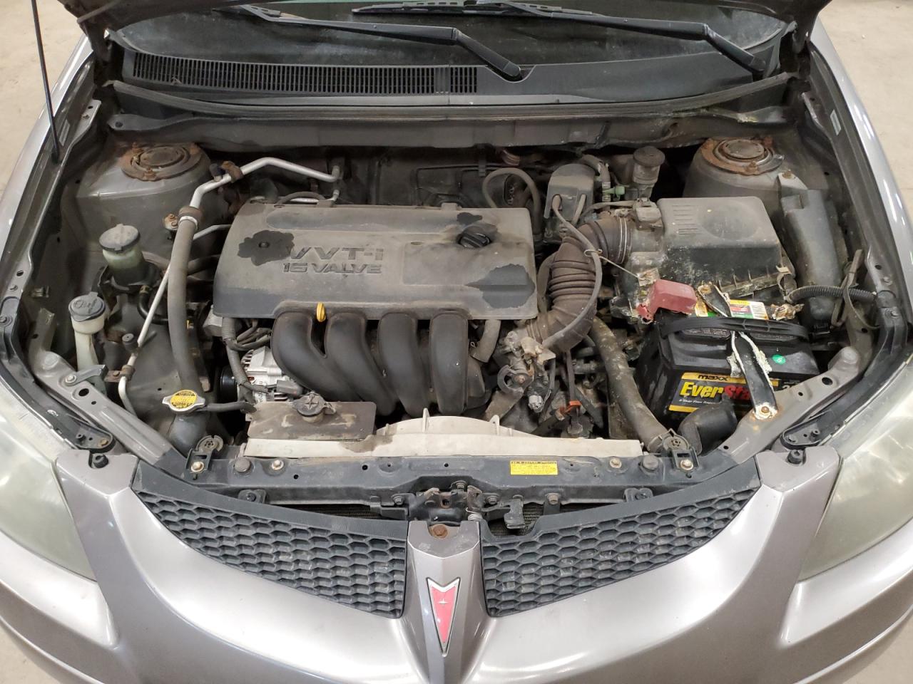 2004 Pontiac Vibe - Image 11