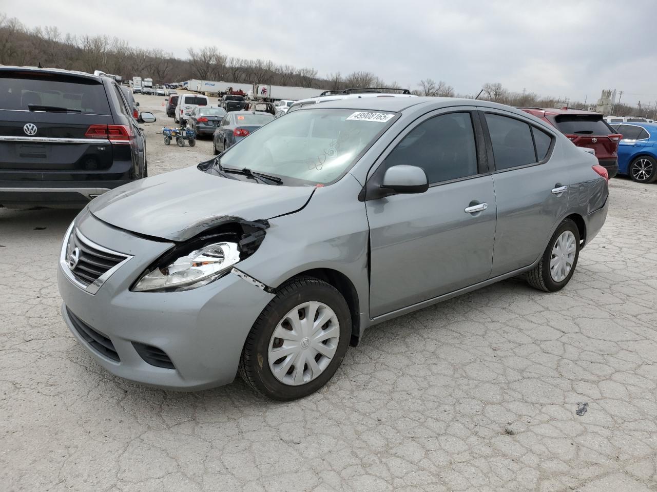 2014 Nissan Versa S за продажба в Kansas City, KS - Front End