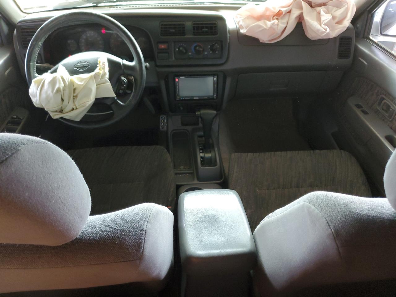 2000 Nissan Navara (Frontier) - Image 8