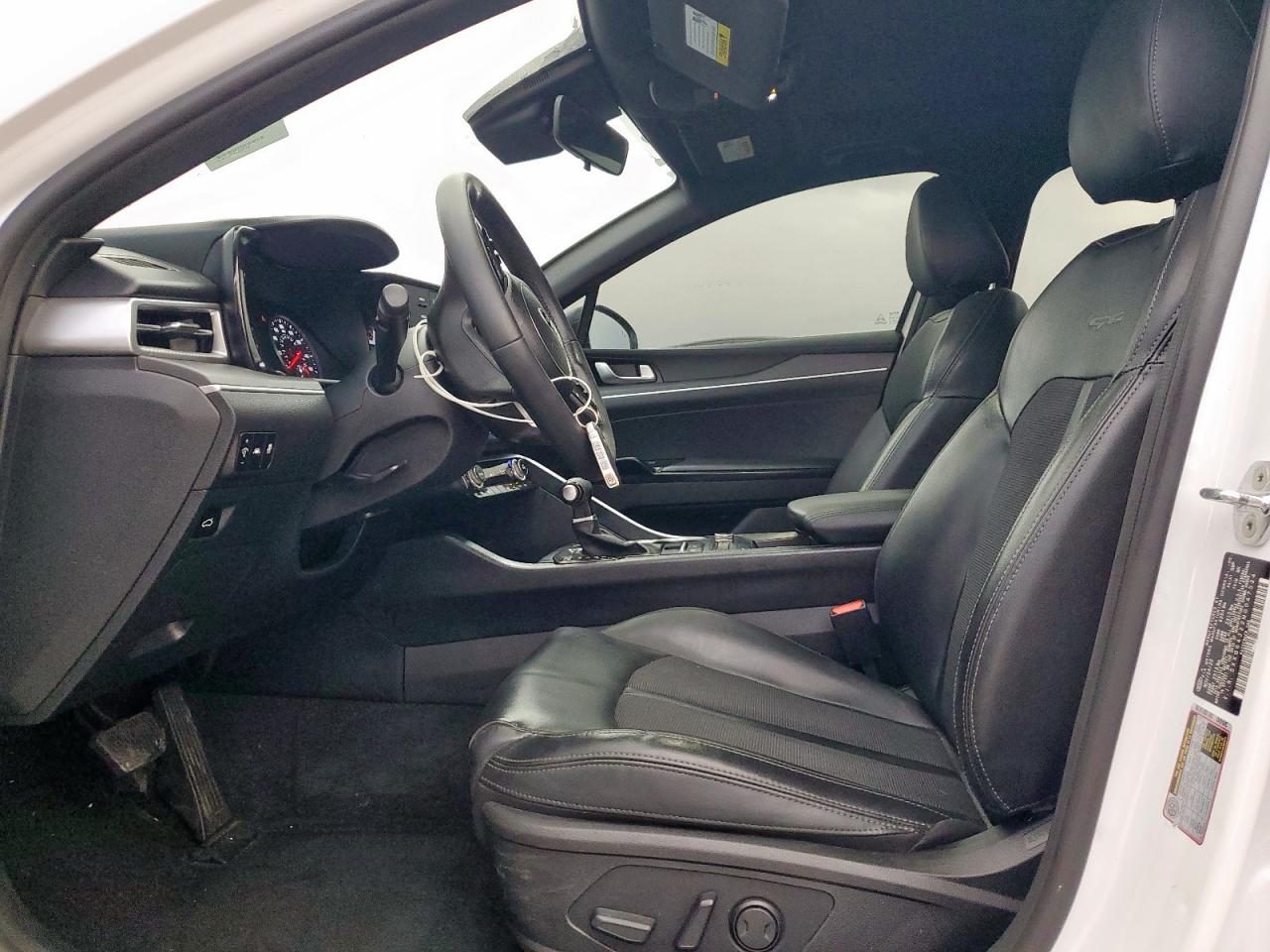 2021 Kia K5 - Image 7