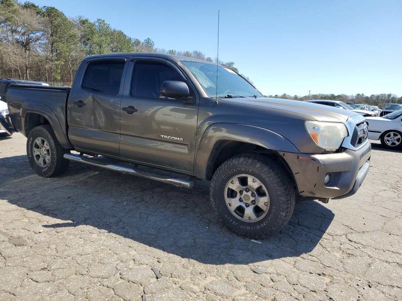2014 Toyota Tacoma - Image 4