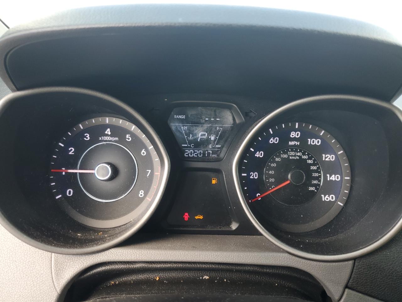 2016 Hyundai Elantra - Image 9