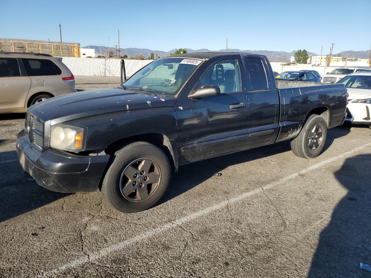 2006 Dodge Dakota - Image 1