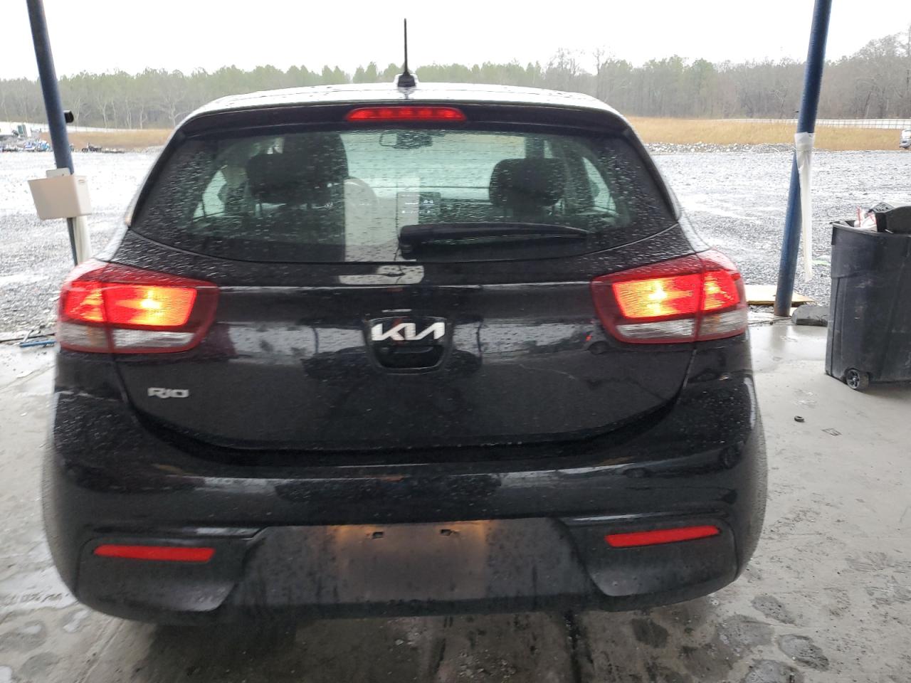 2022 Kia Rio - Image 6
