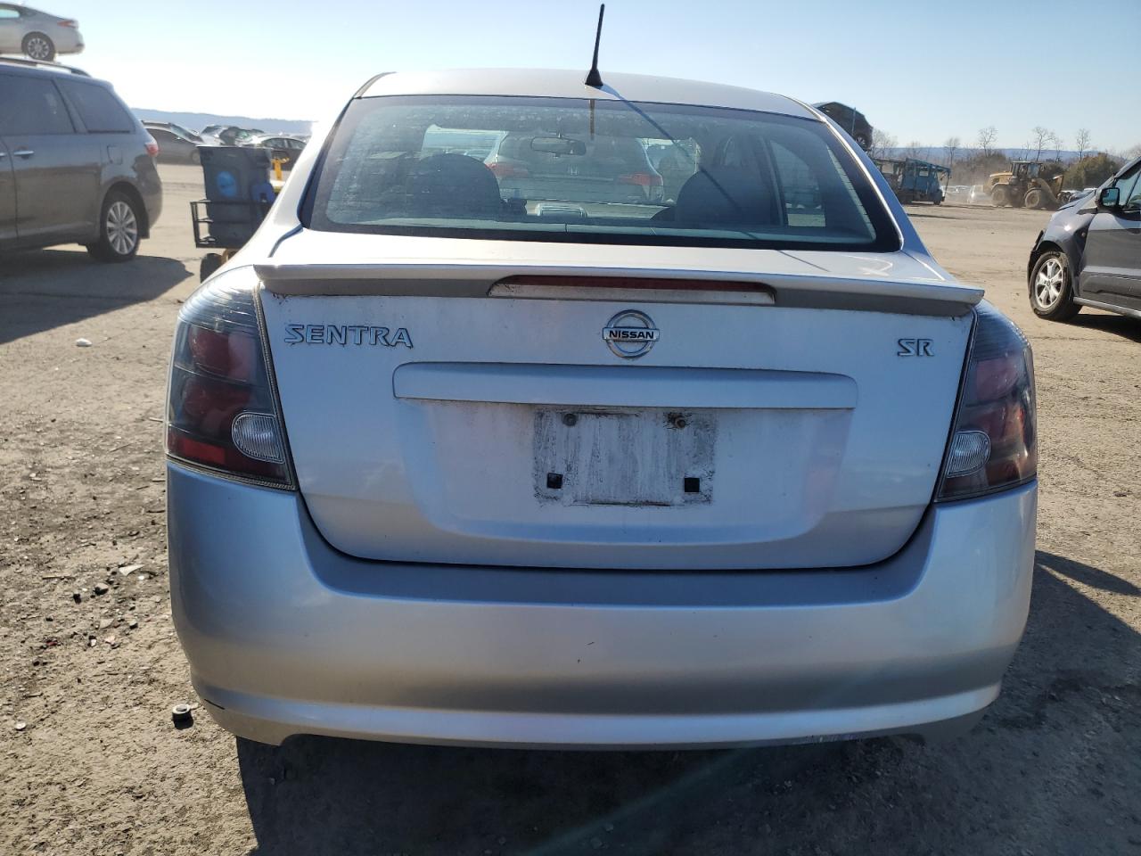 2011 Nissan Sentra - Image 6
