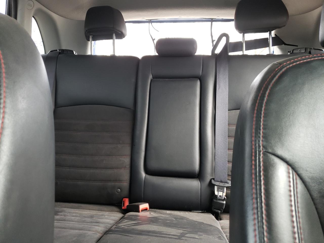 2018 Mitsubishi Outlander - Image 10
