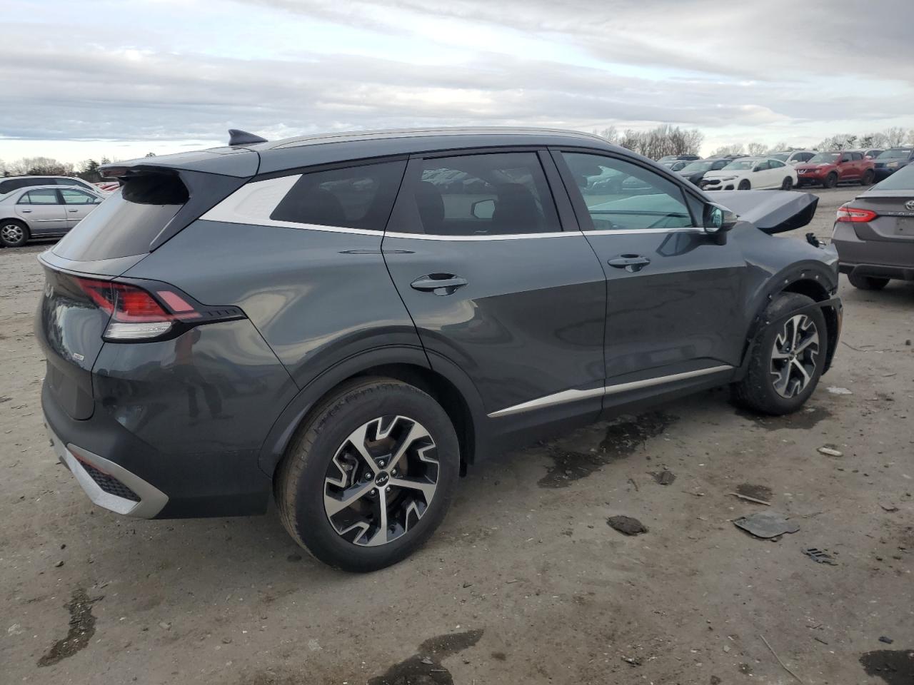 2023 Kia Sportage - Image 3