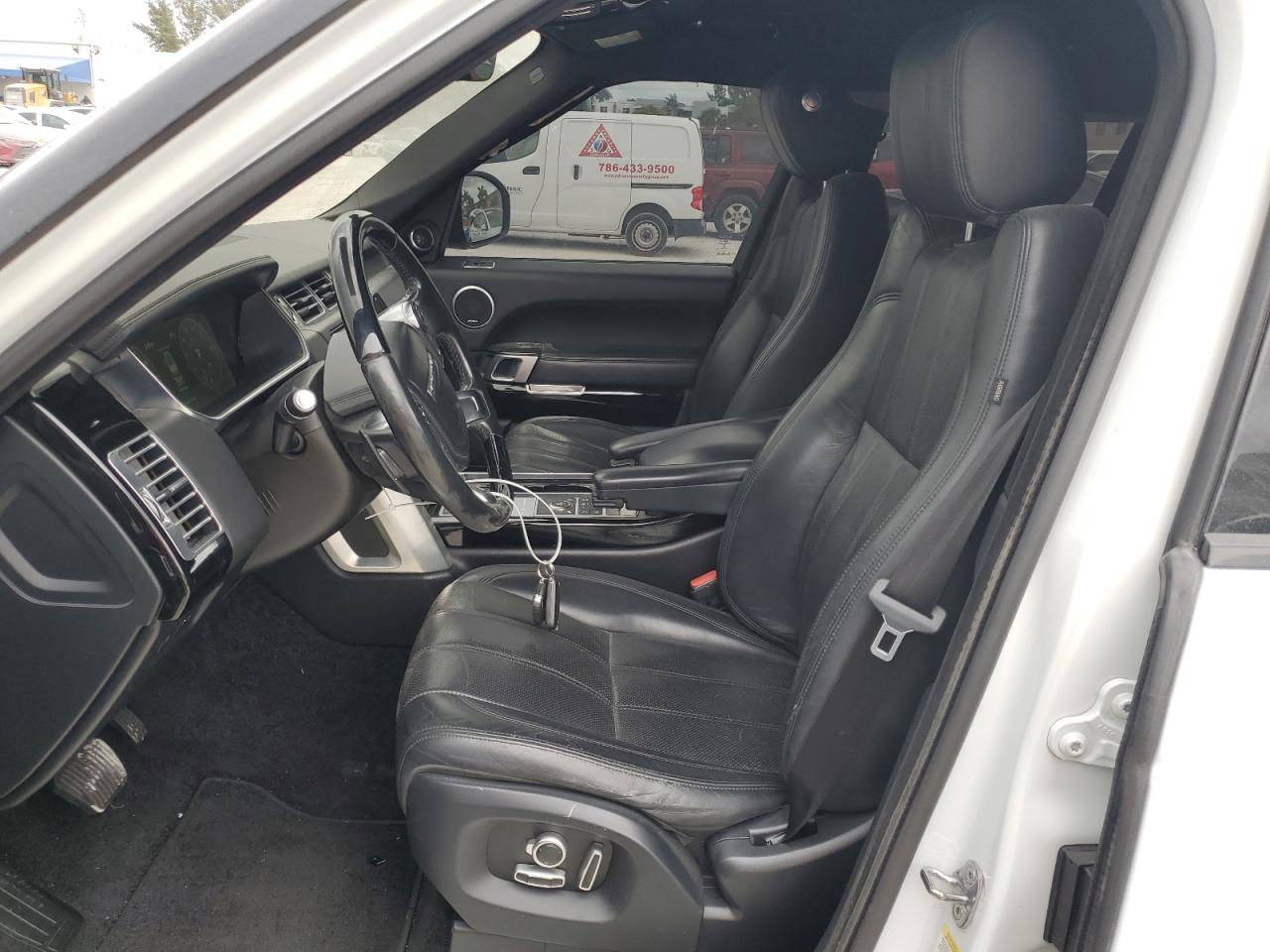 2017 Land Rover Range Rover - Image 7