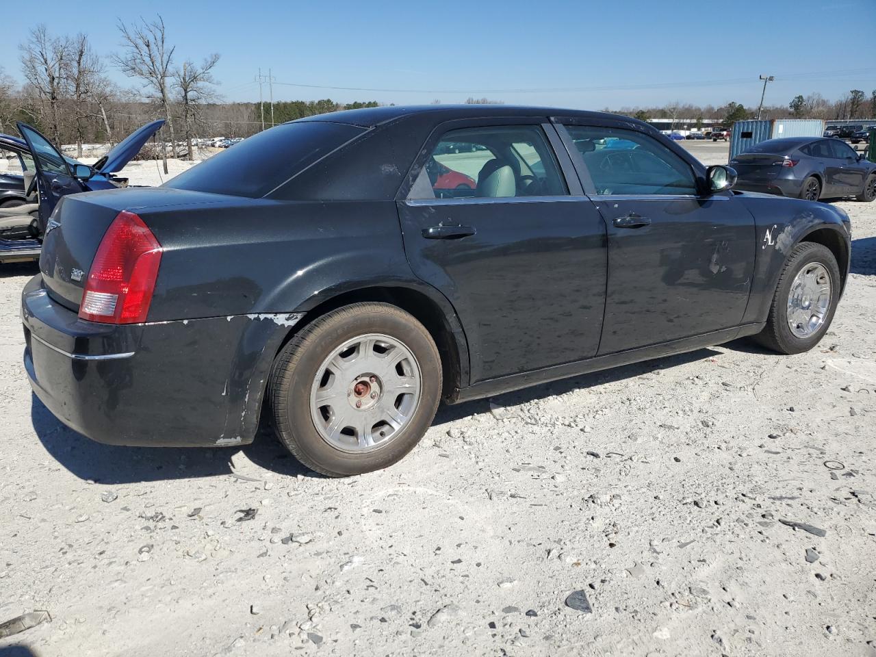 2006 Chrysler 300 - Image 3