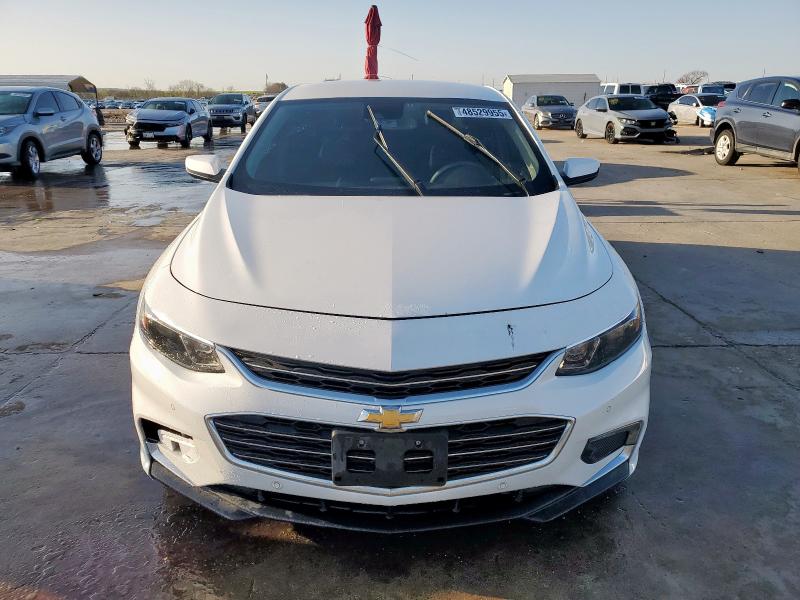  CHEVROLET MALIBU 2017 Белы