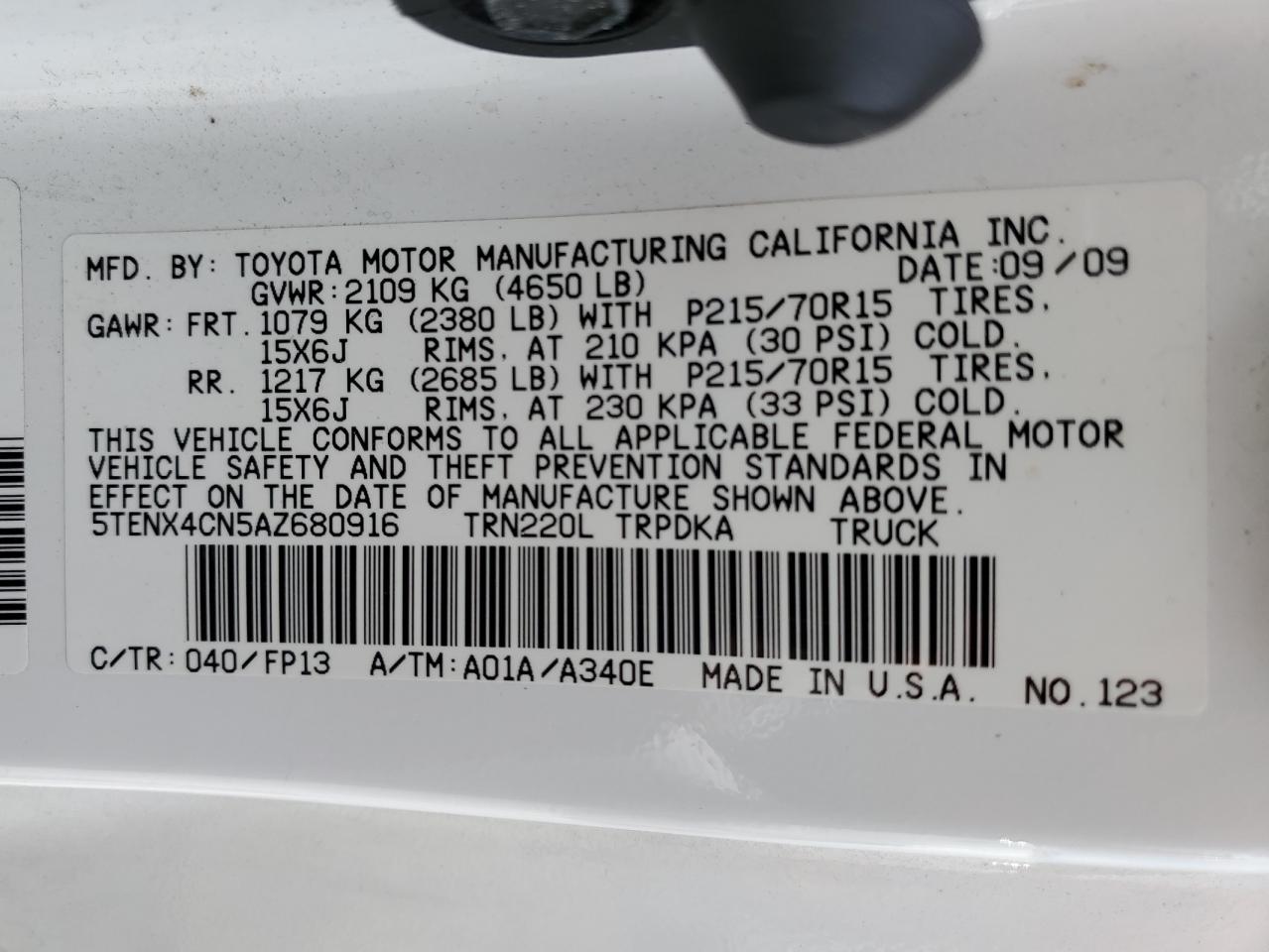 2010 Toyota Tacoma - Image 12