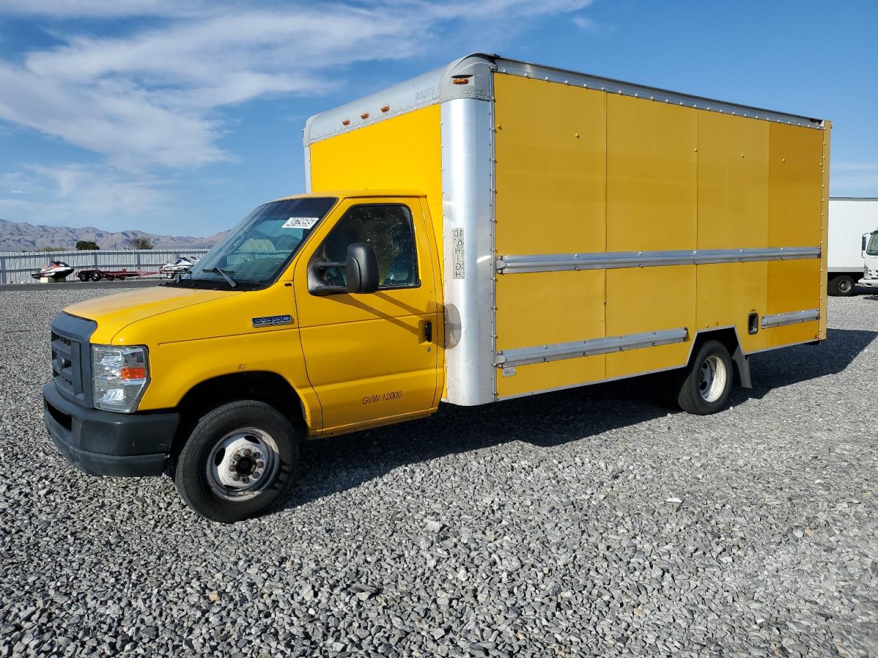 2011 Ford Econoline E350 Super Duty Cutaway Van for Sale in North Las Vegas, NV - Minor Dent/Scratches
