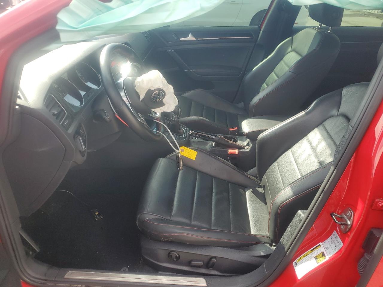 2016 Volkswagen GTI - Image 7
