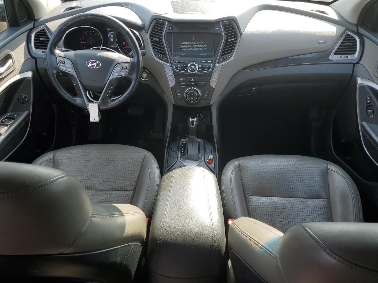 2013 Hyundai Santa Fe - Image 8