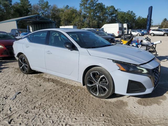  NISSAN ALTIMA 2023 Gray