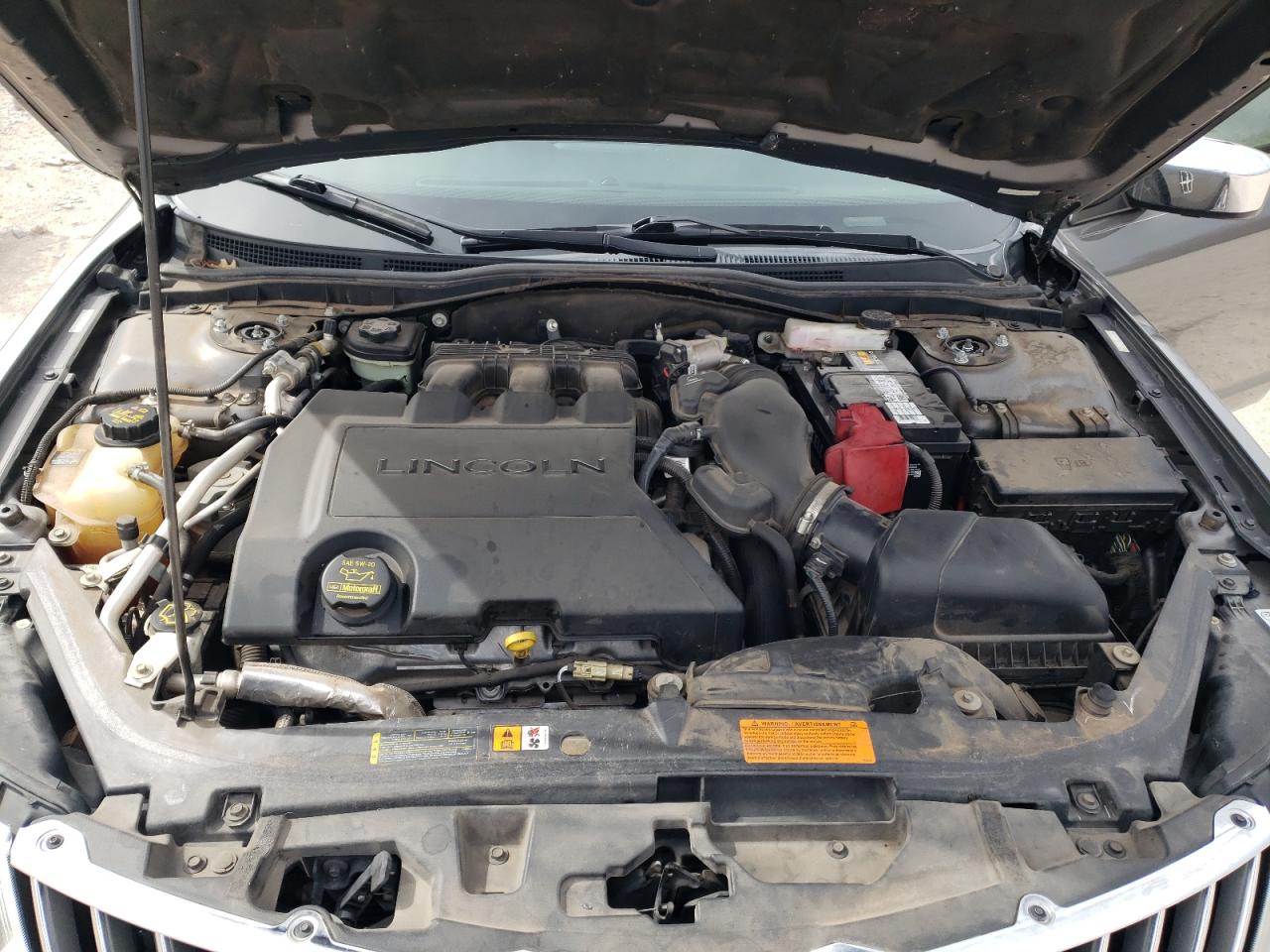 2012 Lincoln MKZ - Image 11