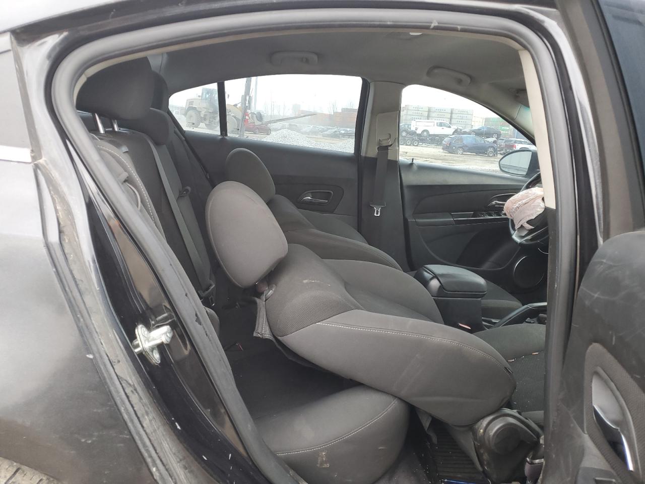 2011 Chevrolet Cruze - Image 10