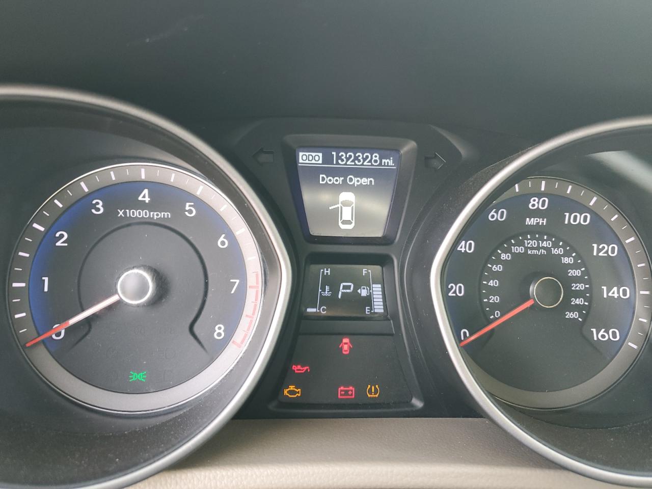 2014 Hyundai Elantra - Image 9