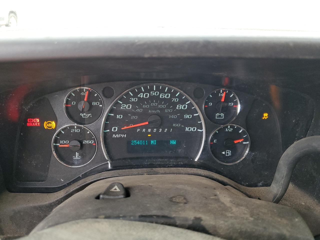 2012 Chevrolet Express - Image 9