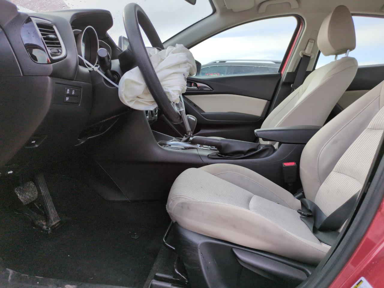 2016 Mazda 3 - Image 7