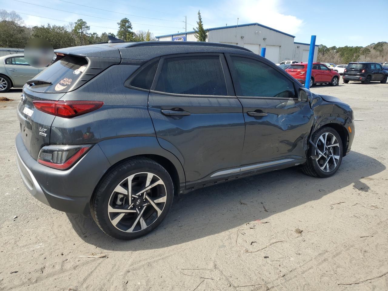 2022 Hyundai Kona - Image 3