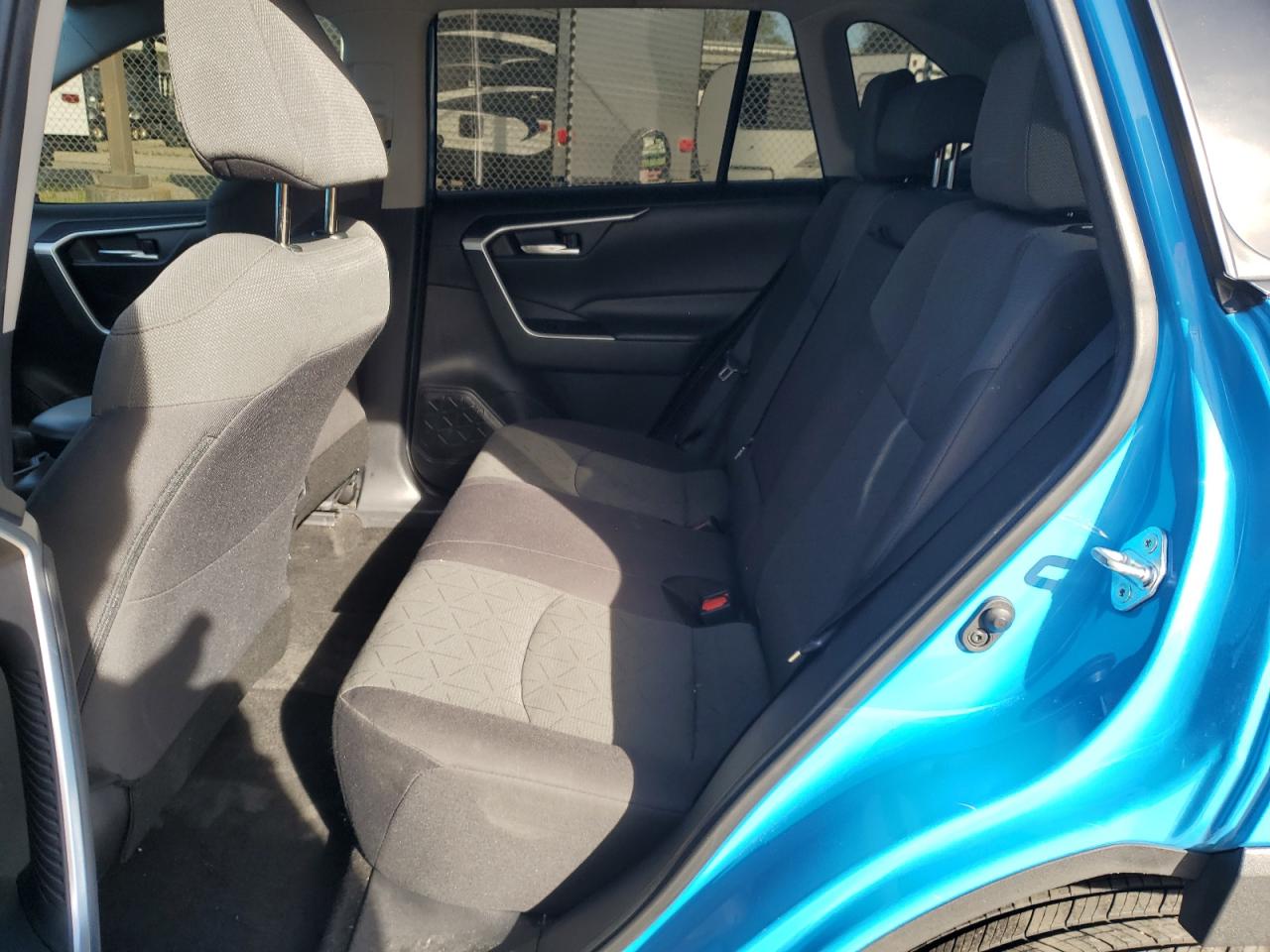 2021 Toyota Rav4 Xle VIN: 2T3P1RFV3MW210581 Lot: 49719345