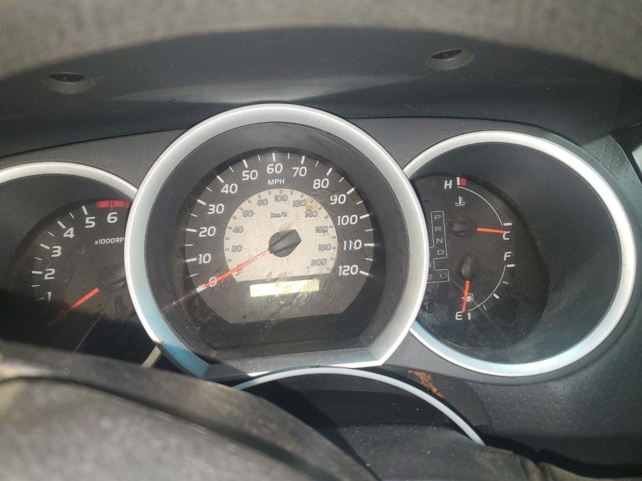 2011 Toyota Tacoma - Image 9