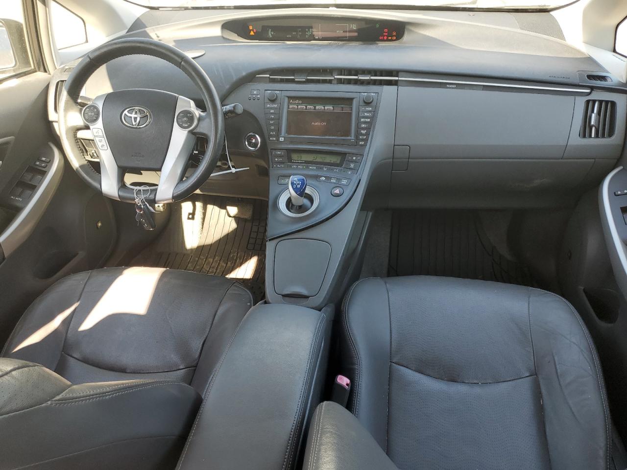 2010 Toyota Prius - Image 8