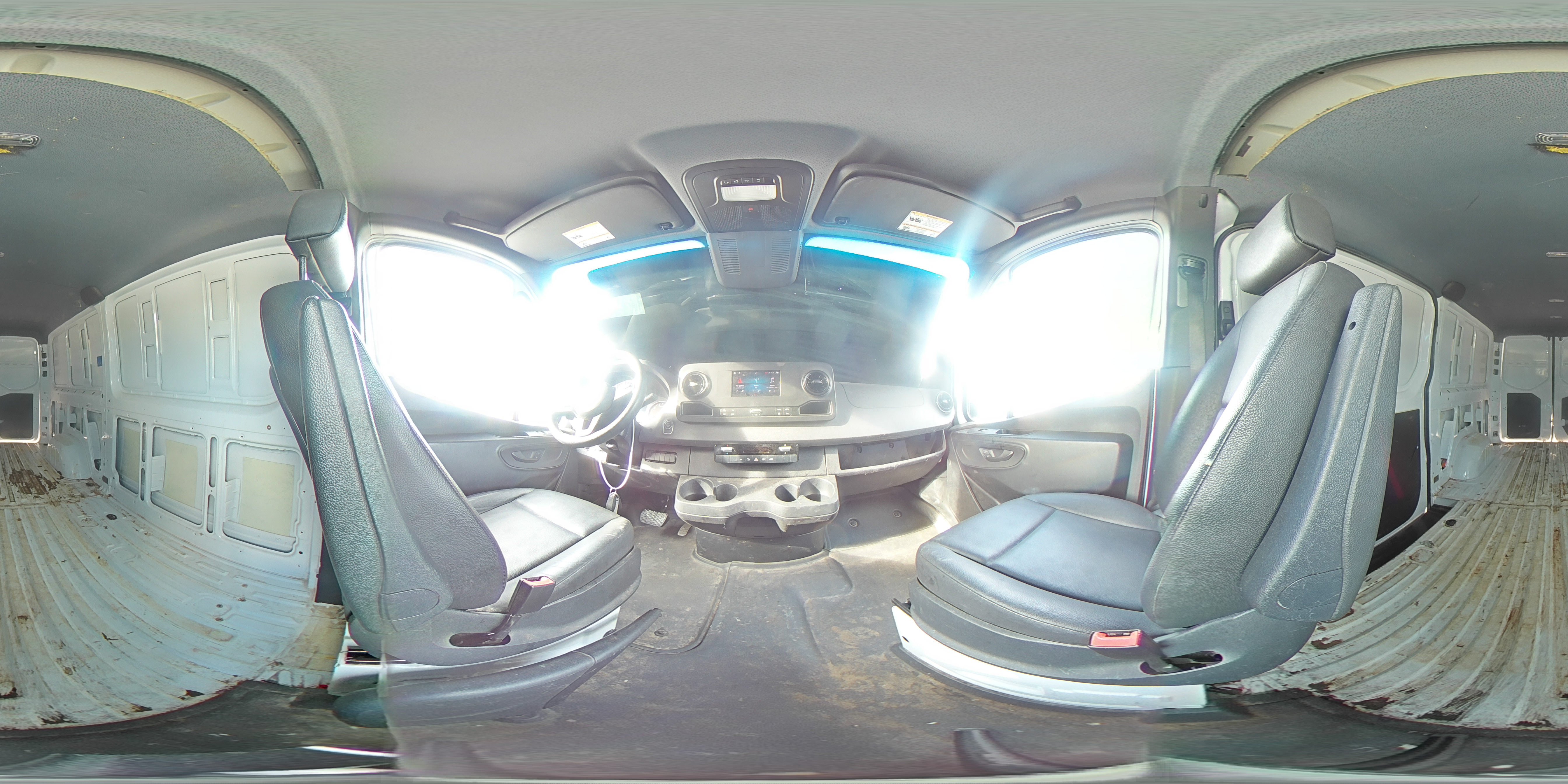 2023 Mercedes-Benz Sprinter - Image 15